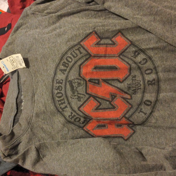 AC/DC Medium Sweater NWT - Picture 13 of 13
